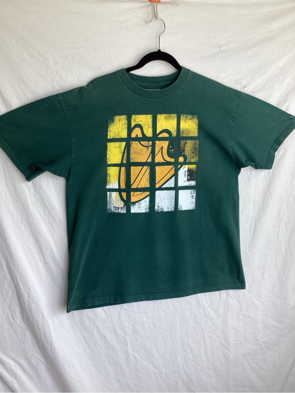 Vintage foot locker Oregon ducks t shirt duck footprint